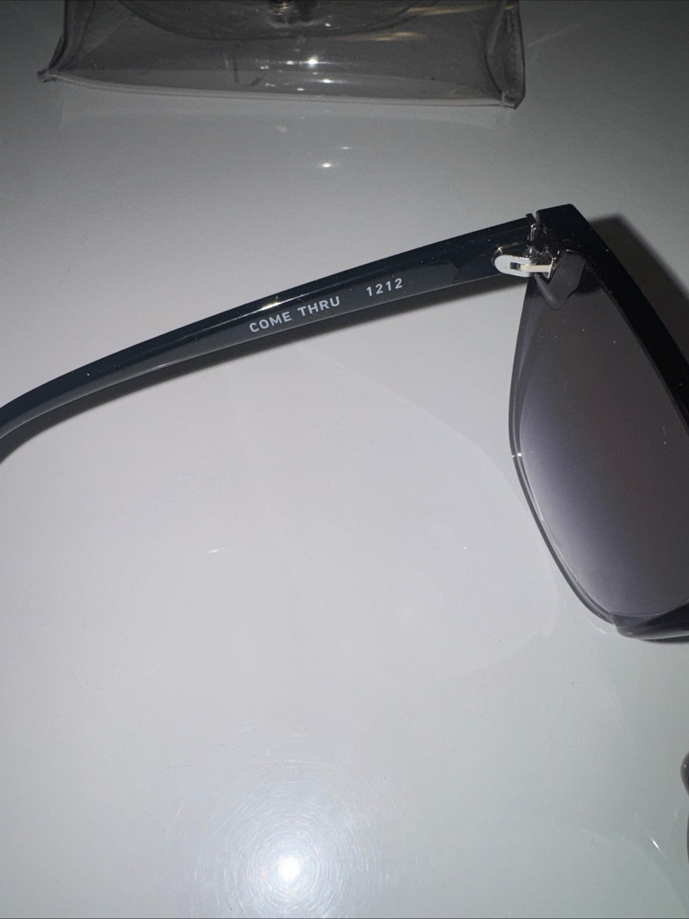 Quay Sunglasses Gradient Big Rimless Come Thru 1212 - Picture 5 of 6